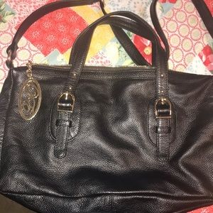 Onna black shoulder purse!!